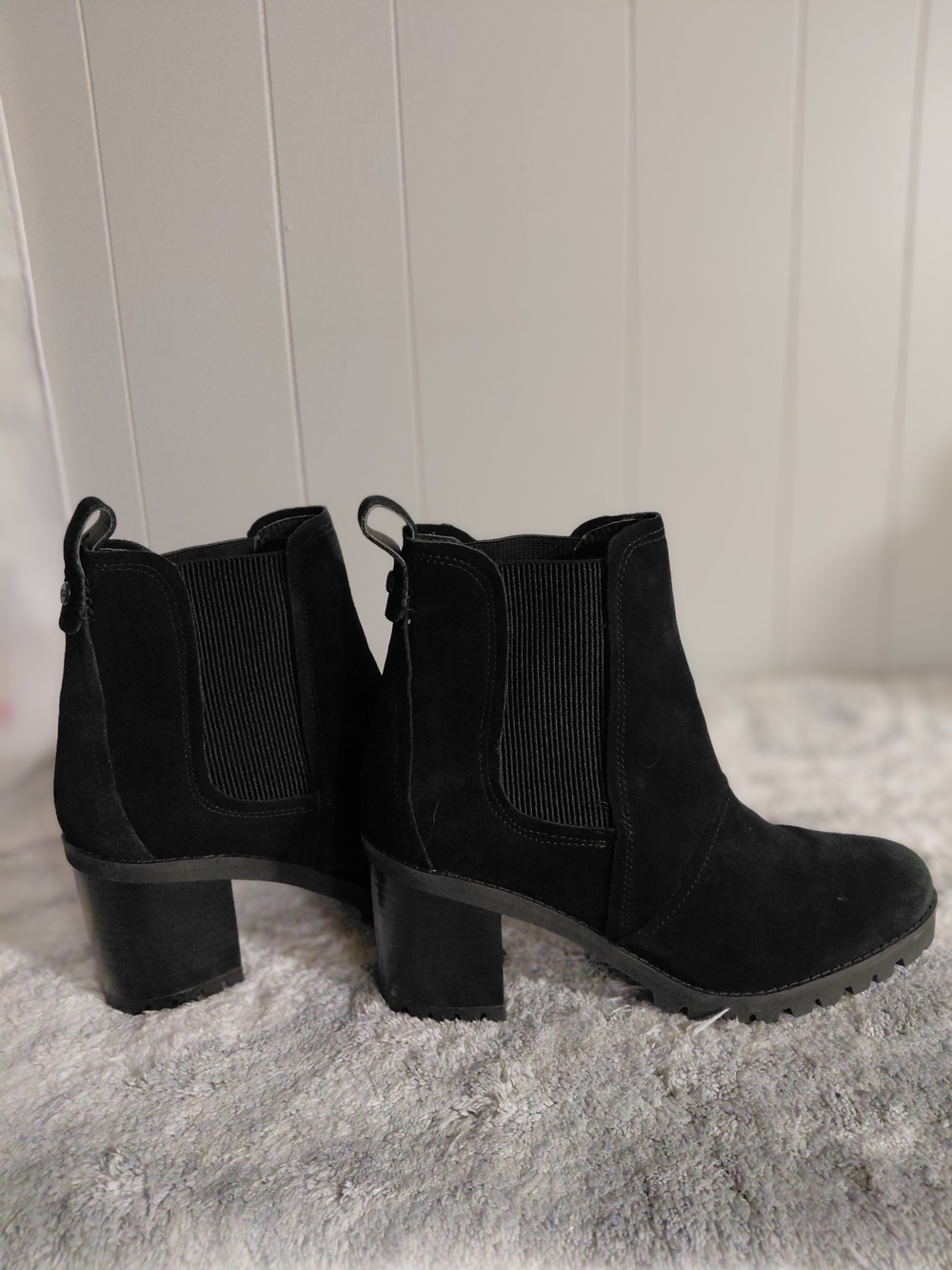 UGG Hazel Ankle Boots - Women Size 9